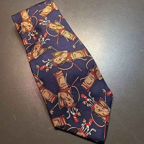 Alynn Neckwear Tie Navy Blue Mens Golf Bag 100% Silk EXCELLENT - Picture 1 of 4